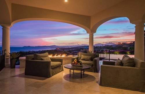 Buzzards Villa | 750 m² Villa ∙ 8 bedrooms ∙ 16 guests