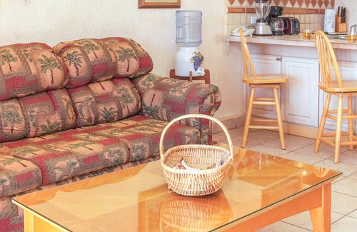 Sandy Beach Condo | 79 m² Condo ∙ 1 bedroom ∙ 4 guests