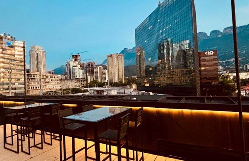 San Pedro Garza Garcia Hotel | 80 m² Hotel ∙ 6 guests