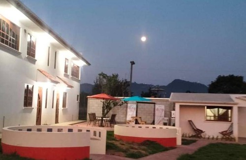 Zacatlan Cabin | 80 m² Lodge ∙ 3 bedrooms ∙ 14 guests