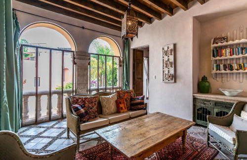 Zona Centro House | 883 m² House ∙ 6 bedrooms ∙ 15 guests