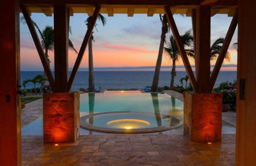 Buzzards Villa | 929 m² Villa ∙ 5 bedrooms ∙ 10 guests