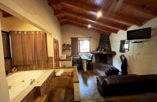 Mazamitla Cabin | 96 m² Lodge ∙ 2 guests