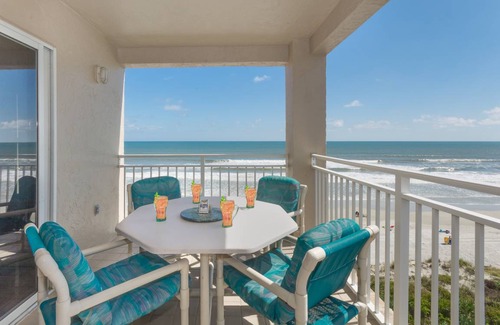 Cearra Del Ray Condo | 99 m² Condo ∙ 3 bedrooms ∙ 6 guests
