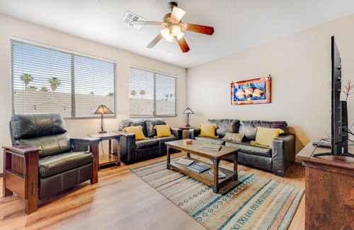 Alegre Community House | Alegre Park Escape