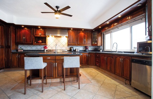 Downtown Puerto Vallarta Condo | Amazing Casa de Caras 5