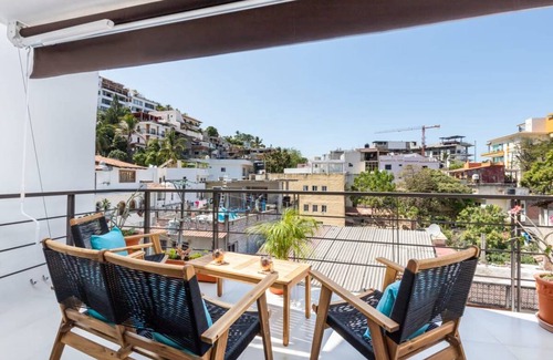 Alta Vista Apartment | Apartment ∙ 2 bedrooms ∙ 4 guests