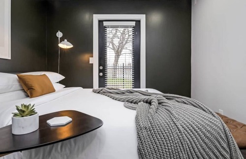 Salemtown Apartment | Apartment ∙ 2 bedrooms ∙ 6 guests