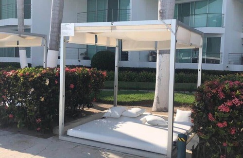 Flamingos Apartment | Aria Oceanview: Pool, Balcony, & Near Attractions!