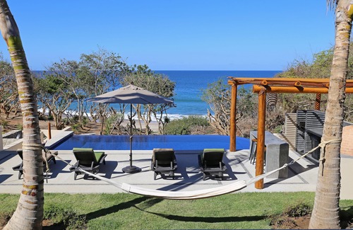 Sayulita House | Awesome secluded beachfront location in Sayulita 5 bedrooms.