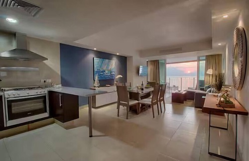 South Hotel Zone Condo | Beachfront 1BR w/Balcony & Resort-Style Amenities