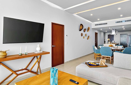 Las Glorias Apartment | Beachfront 2BR - Pools & Scenic Balcony Views