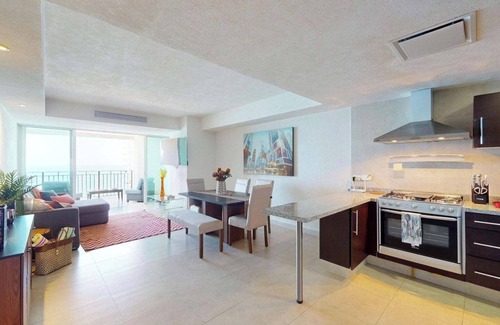 Puerto Vallarta Condo | Beachfront Escape | Stunning Views from 22nd Floor