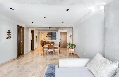 Colonia Cuauhtemoc Apartment | Beautiful apartment in Mexico city, just a few blocks away from Reforma