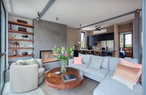 Emiliano Zapata Apartment | Beautiful Modern Penthouse Zona Romantica