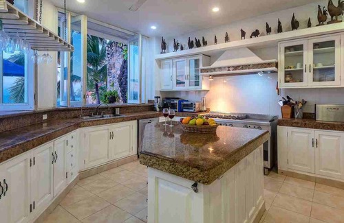 Cerro Villa | Beautiful Puerto Vallarta luxury villa rental