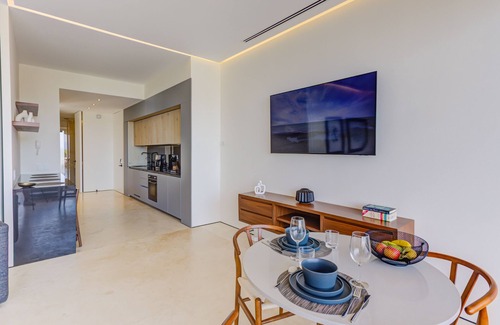 Alta Vista Apartment | Brand New Designer SohoPV Ocean Views Rooftop Pool