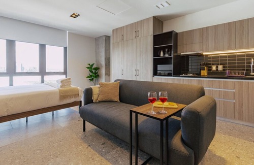 Miguel Hidalgo Apartment | Bright & Modern Studio w/Gym & Pool | VIATO HOMES