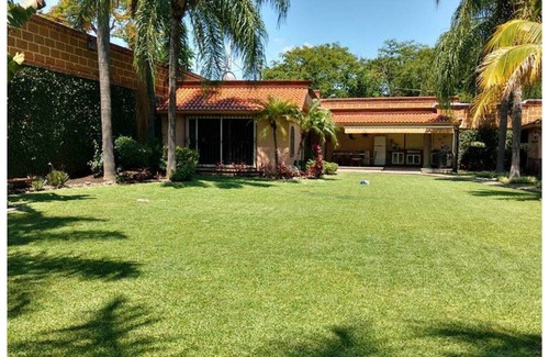 Tezoyuca House | BUNGALOW FOR 10 PEOPLE - MEXICO