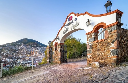 Taxco Hotel | Capital O Hotel Cielito Lindo