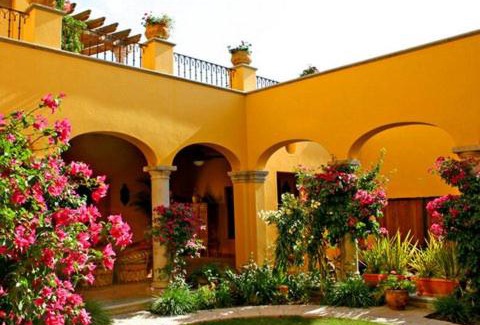 San Miguel de Allende House | Casa Alicia Luxurious 2 Bedroom Home with Fireplace