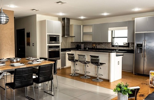 Mission House | Casa Balsas: Modern and Cozy at Cimarron