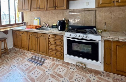Oaxaca House | Casa De Marte in Historic Oaxaca! -Pet-friendly and rooftop patio-