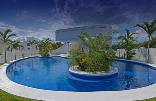 Manzanillo House | Casa Diamante Azul