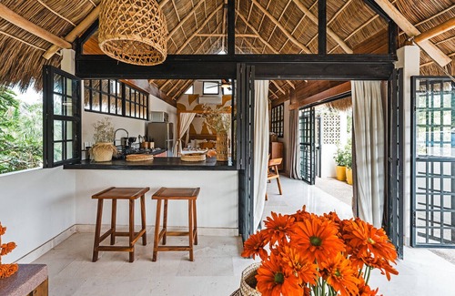 San Francisco House | Casa Latino, heated pool, ideal for family and friends, 3 levels, 5 bedrooms.