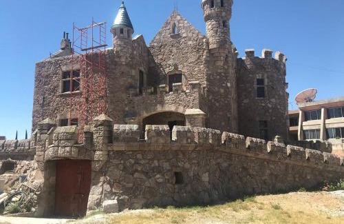 Aguascalientes House | Castillo Palmas