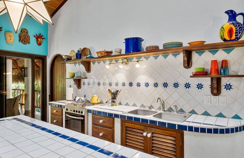 San Francisco House | Charming 2BR Retreat in San Pancho Jungle – Pool, Palapa & Local Art