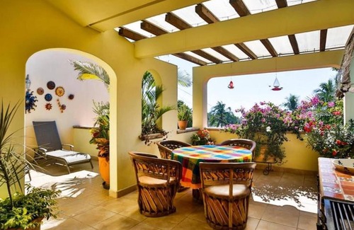 Bucerias Condo | Charming 3-Bedroom Spacious Condo Close to Beach! Pool included! All King Beds!