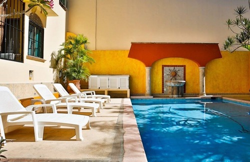 Bucerias Condo | Charming 3-Bedroom Spacious Condo Close to Beach! Pool included! All King Beds!