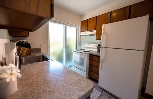 East Central House | Charming3Bdrm ●Great Location ●Award Winning Beds