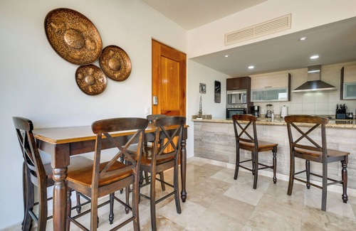 Pedregal Condo | Chic Cabo Condo - Walk to Marina & Downtown!