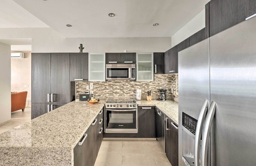 Bucerias Condo | Coastal Mexico Penthouse w/Views & Rooftop Pool!