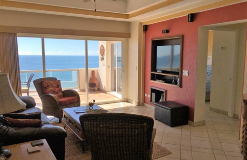 Sandy Beach Condo | Condo ∙ 2 bedrooms ∙ 6 guests