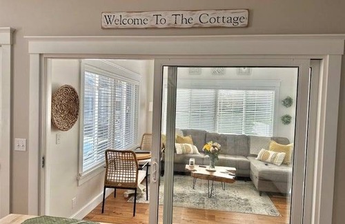 Moody Condo | Condo ∙ 2 bedrooms ∙ 5 guests