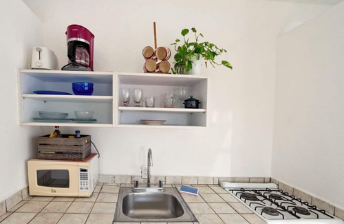 Emiliano Zapata Apartment | CONDO DE COLORES PENTHOUSE STUDIO