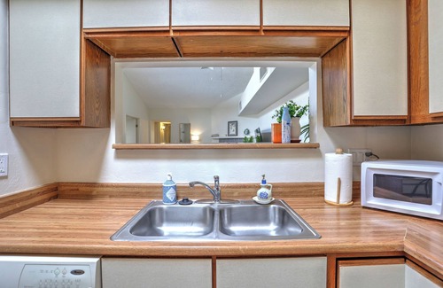Casas Adobes House | Cozy Haven Retreat - Ideal Location w/Patio & Pool