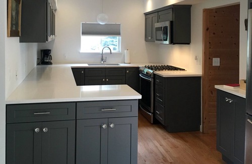 Howell House | Cozy Vacation Cottage on All Sports Lake Chemung ~ Includes Kayaks!