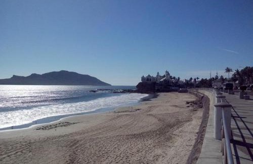 Mazatlan Apartment | Departamento Centrico Mazatlan a 2 cuadras de la playa, Close to the beach