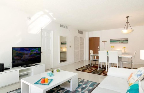 Las Hadas Apartment | Departamento en Playa la Audiencia, Manzanillo.