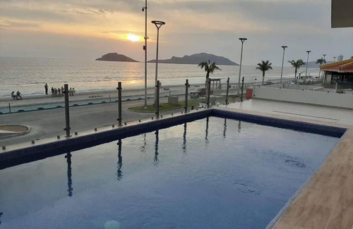 Mazatlan Apartment | Departamento frente al mar en Portico Beach Condos