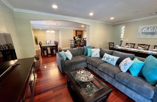 Southwest Anaheim House | Destination #16