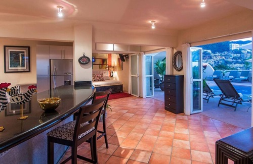 Cerro Villa | Discover this Mexican gem just a few blocks to the beach ,old town