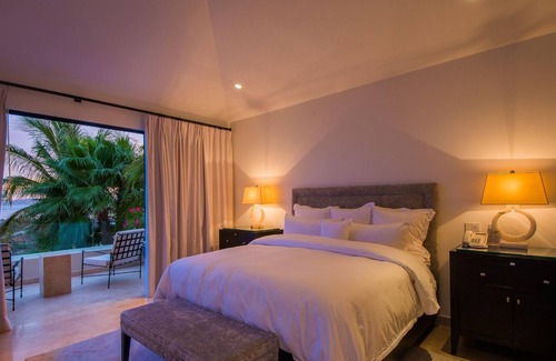 Chula Vista Villa | Elegant Eight Bedroom Villa