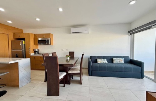 Cerritos Apartment | Family Apartment near the beach By GPS