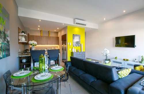 Emiliano Zapata Condo | Featured on HGTV, Mountain Views, Rooftop Pool at Zenith in Old Town