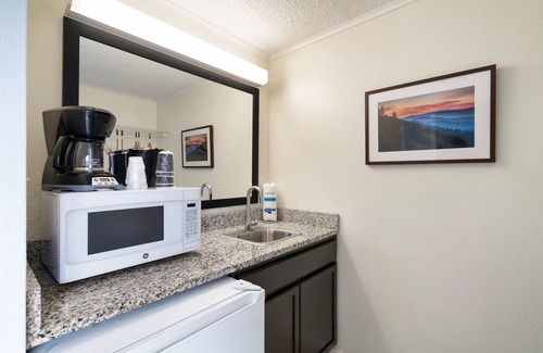 Gatlinburg Hotel | Gatlinburg Town Square